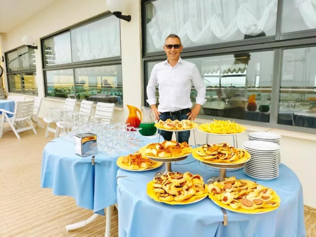 Hotel Igea Spiaggia Bellaria-Igea Marina Ngoại thất bức ảnh