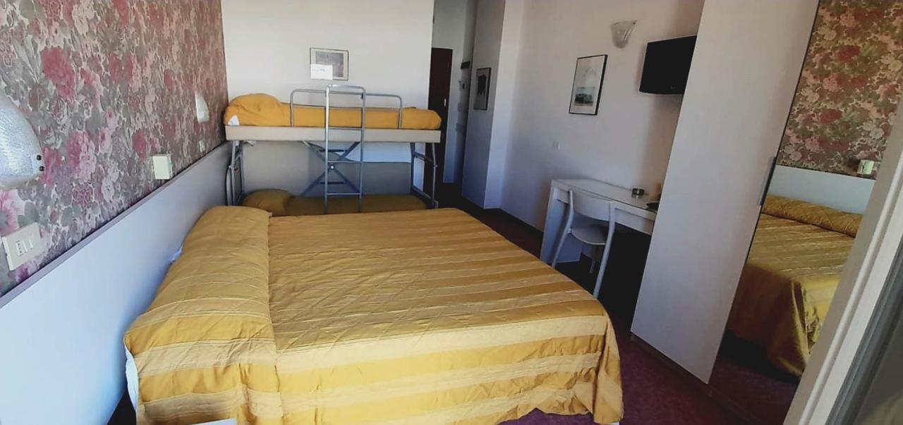 Hotel Igea Spiaggia Bellaria-Igea Marina Ngoại thất bức ảnh