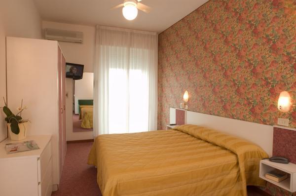 Hotel Igea Spiaggia Bellaria-Igea Marina Ngoại thất bức ảnh