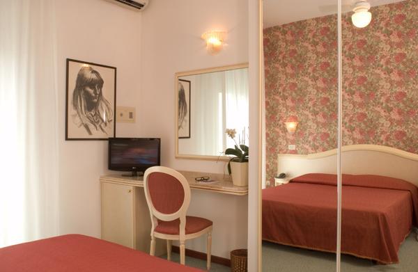 Hotel Igea Spiaggia Bellaria-Igea Marina Ngoại thất bức ảnh